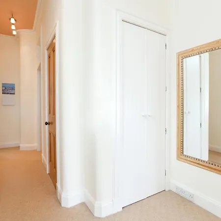 Lägenhet Mardale Crescent - 380