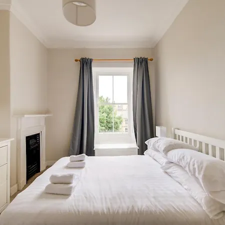 Lejlighed Guestready - Amazing Near The Meadows Edinburgh