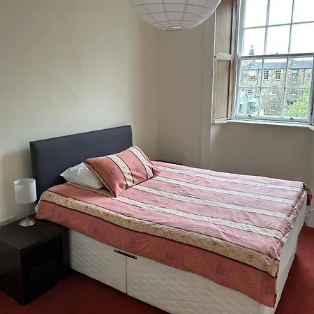 Apartment Specious Barony Edinburgh