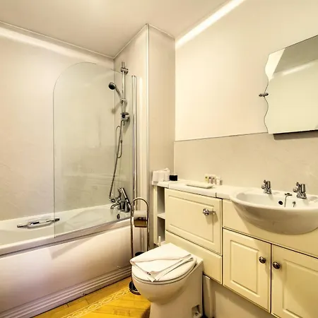 Guestready - Bright Near New Town Edinburgh
