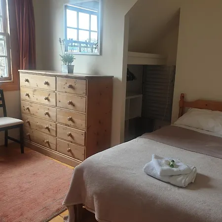 Rose Street 2 Bedroom Edinburgh