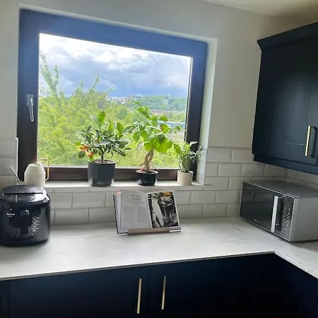 2 Bedroom Open Kitchen * Edimburgo