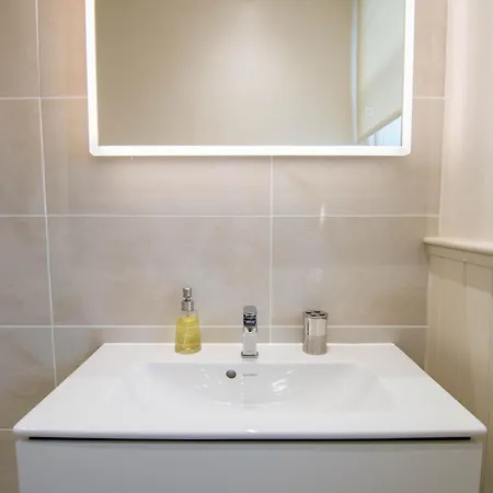 Mardale Crescent - 380 Appartamento
