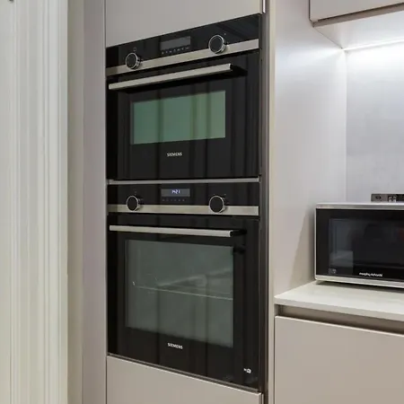 Dragon - Centre 1 Bed