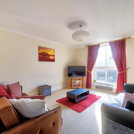 Guestready - 3bdr W/ Private Parking * Edimburgo