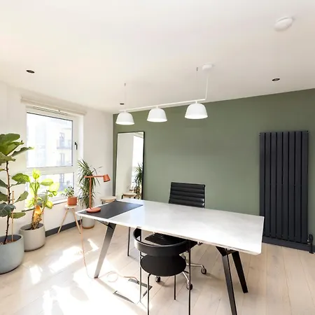 Joivy Fabulous With Bay View Terrace Apartament