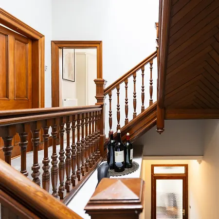 Beautiful & Bright Three Bedroom