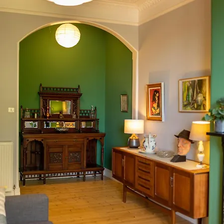 Newly Renovated 1 Bedroom Near Charming Newhaven Lägenhet *