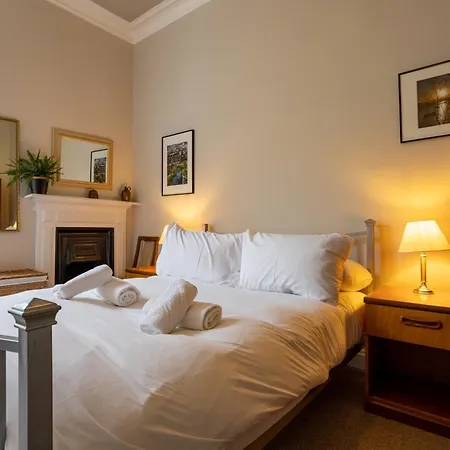 Newly Renovated 1 Bedroom Near Charming Newhaven Appartement Edinburgh