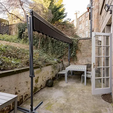 Apartment Beautiful & Bright 2bd Flat - Haymarket Edinburgh