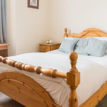Charming And Relaxing 2bd Flat - Abbeyhill Edinburgh