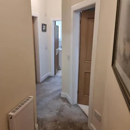 Charming And Relaxing 2bd Flat - Abbeyhill * Edinburgh