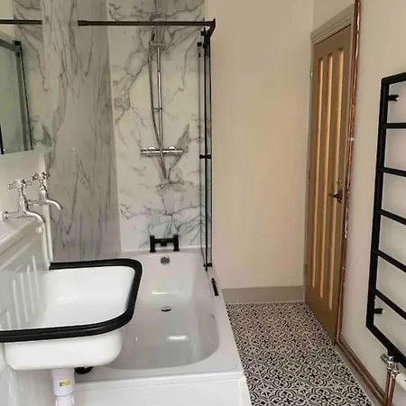 アパート 16th Century Courtyard On The Royal Mile *