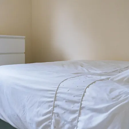 Snug & Serene 2bd Flat - Roseburn Edinburgh