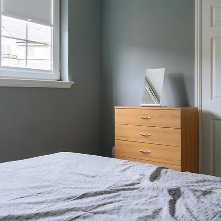Snug & Serene 2bd Flat - Roseburn Edinburgh