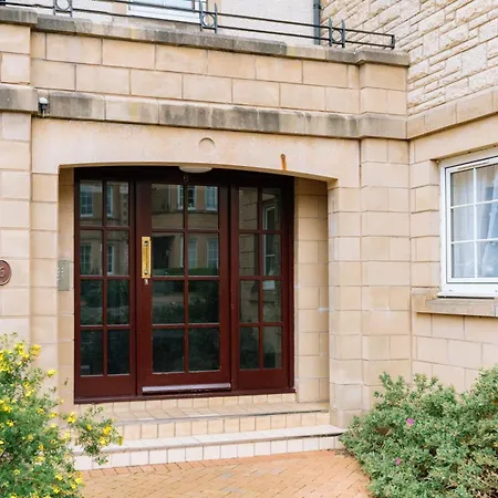 Snug & Serene 2bd Flat - Roseburn
