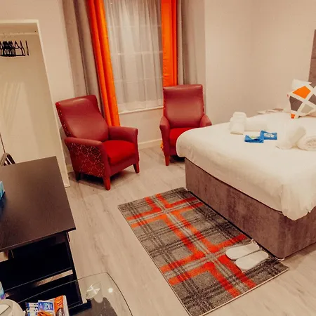 Guest house Mayfield *