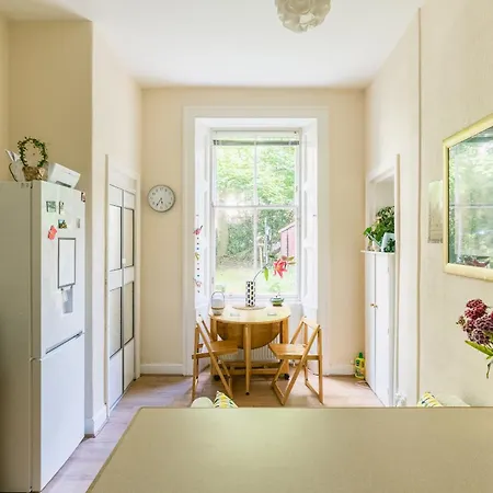 Appartement Palm Tree Apartment- Period With Cat Edinburgh