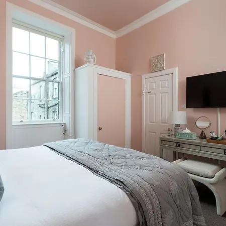 Hotel The Broughton Townhouse 3*