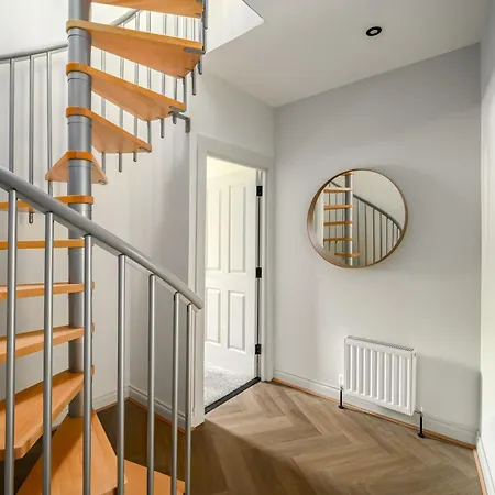 Trinity Flats By The House Of Danu Apartment