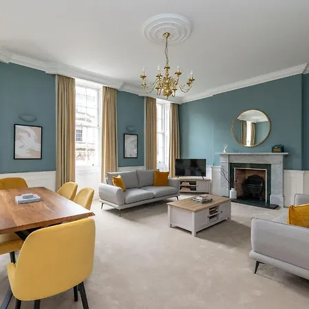 Centre Apartment *