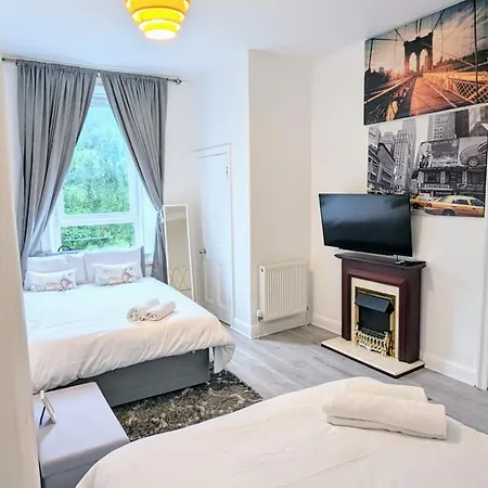 Team * אדינבורו