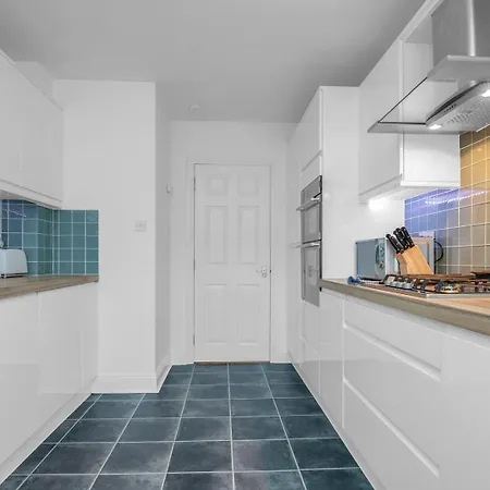 Guestready - Light & Airy In New Town 아파트