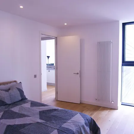 Modern Quartermile *