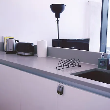 Modern Quartermile *