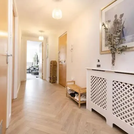 Stylish Flat With Free Parking * Edinburgh