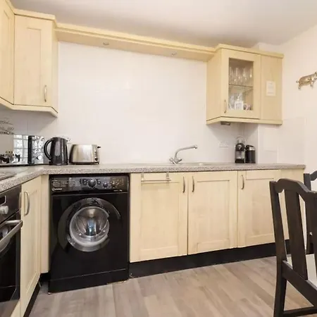 Stylish Flat With Free Parking