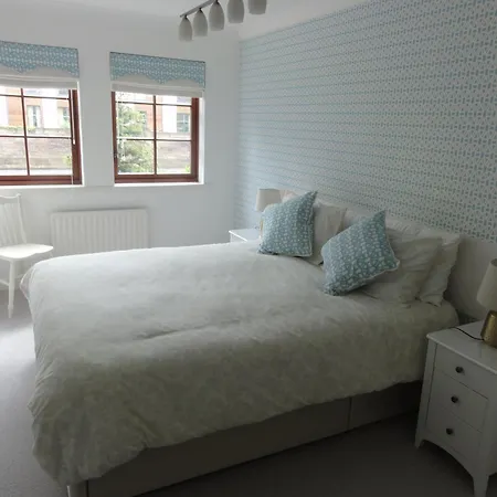 Apartamento Orchard Brae Edimburgo