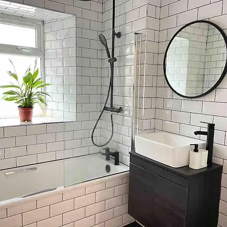 West Montgomery Place Apartment