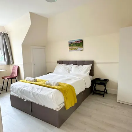 Full House Guest house Edinburgh