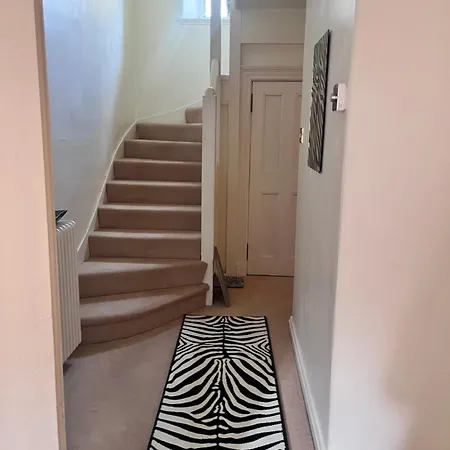Private In Charming Detached House In Newington 民宿 爱丁堡