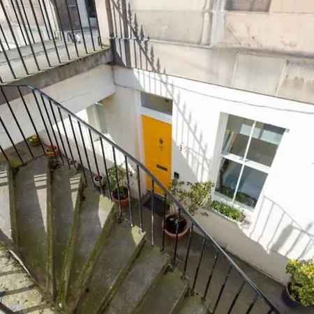 Cosy In Historic Centre Apartment Edinburgh