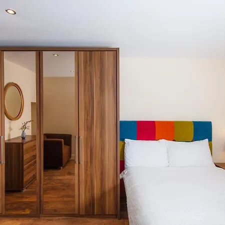 Colourful Near Carlton Hill Apartament Edynburg