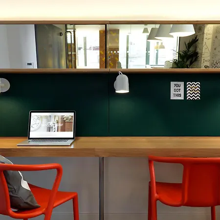 Joivy Comfy Closeby Fringe Venues - Adults Only *