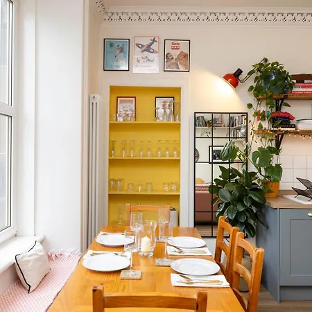 Inspiring 2-bedroom Daire Edinburgh
