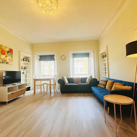 Apartment One Bedroom Behind Castle On The 3rd Floor