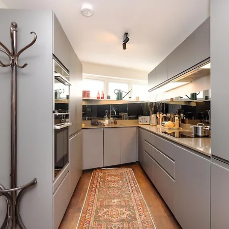 شقة Delightful Maisonette Near Castle *