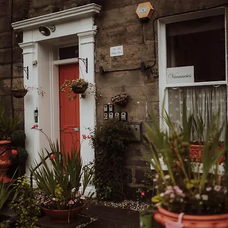 16 Pilrig Bed & Breakfast 3*