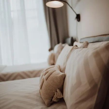 16 Pilrig Bed & Breakfast