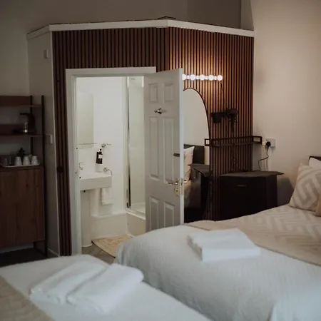 Bed & Breakfast 16 Pilrig