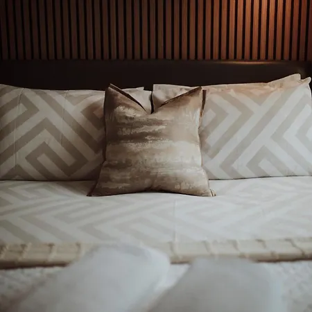 16 Pilrig Bed & Breakfast EDI