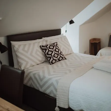 16 Pilrig Bed & Breakfast