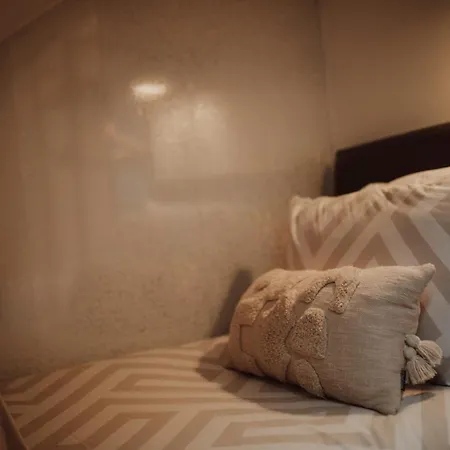 Bed & Breakfast 16 Pilrig