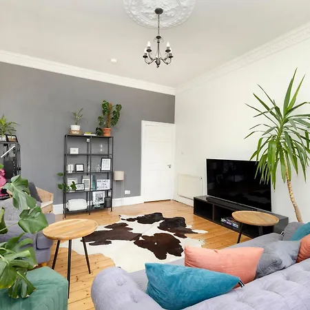Apartamento Chic And Stylish 2-bedroom Near Centre Edimburgo