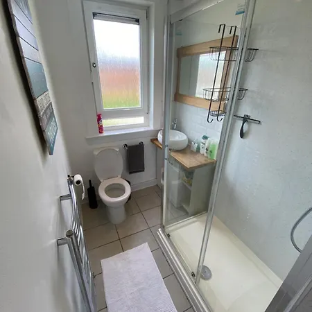 Modern Quiet Center Airport 2 Bedroom Edimburgo