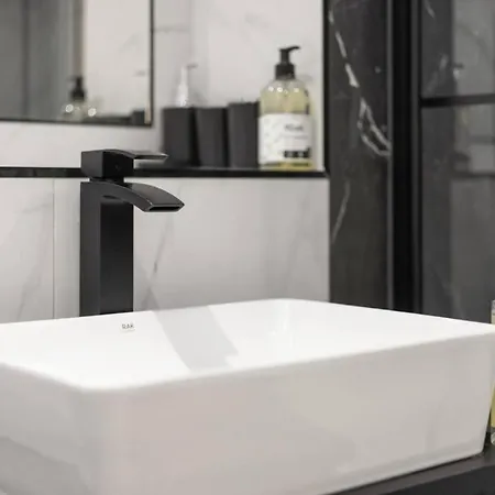 Modern 2 Bed Lägenhet Edinburg